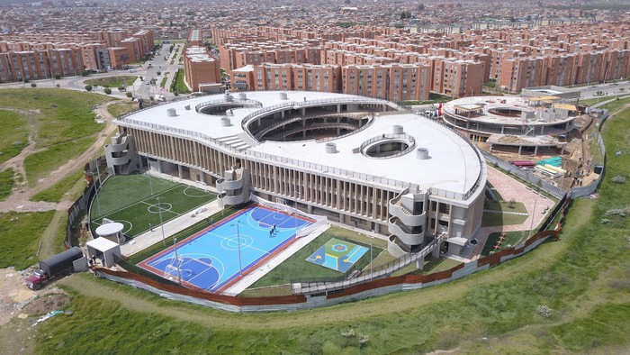 Vista aérea del Colegio Bicentenario de la Independencia de Bogotá