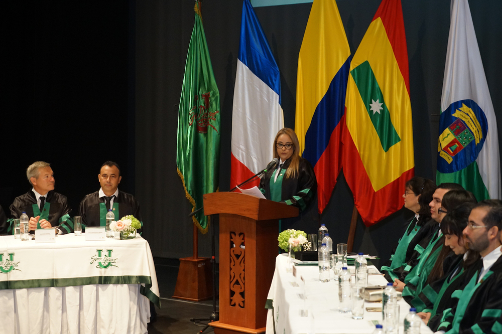 Honoris Causa de Ministro de Educacióm de Francia (sep-16-19)